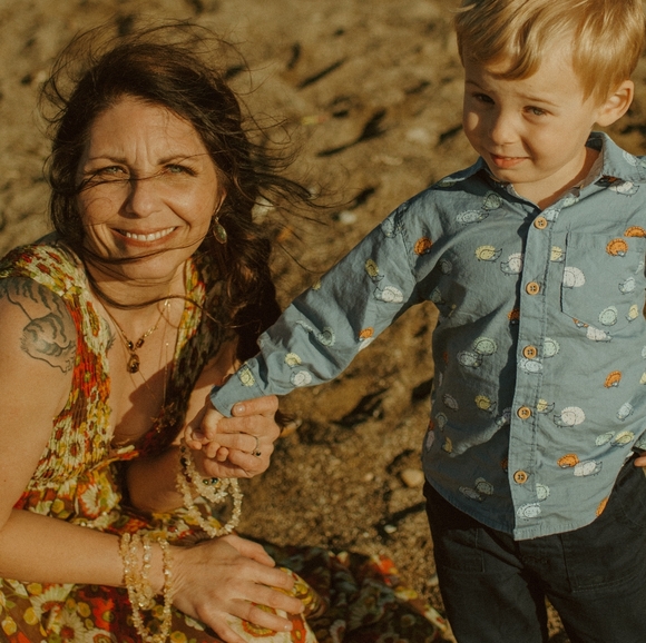 Meet your Posher, Valerie - Picture 1 of 1